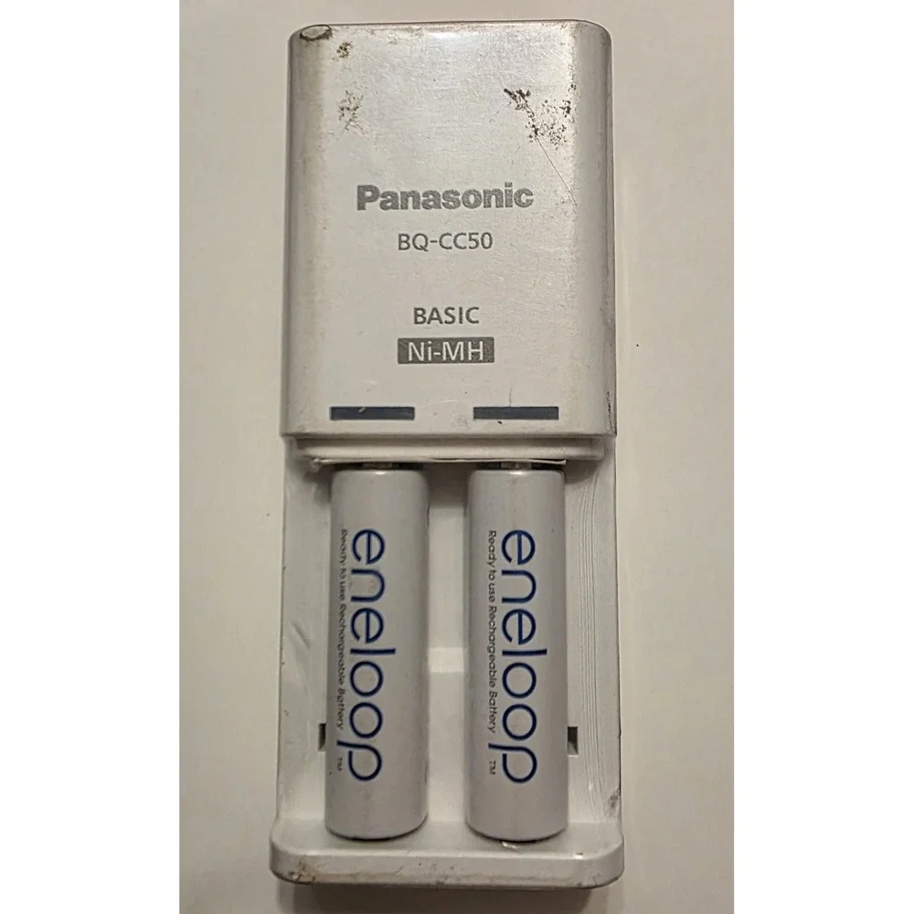 New Panasonic BQ-CC50 Ni-MH AA Battery Charger With AA Panasonic Batteries